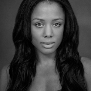 nina_toussaint_white_photoBW.jpg